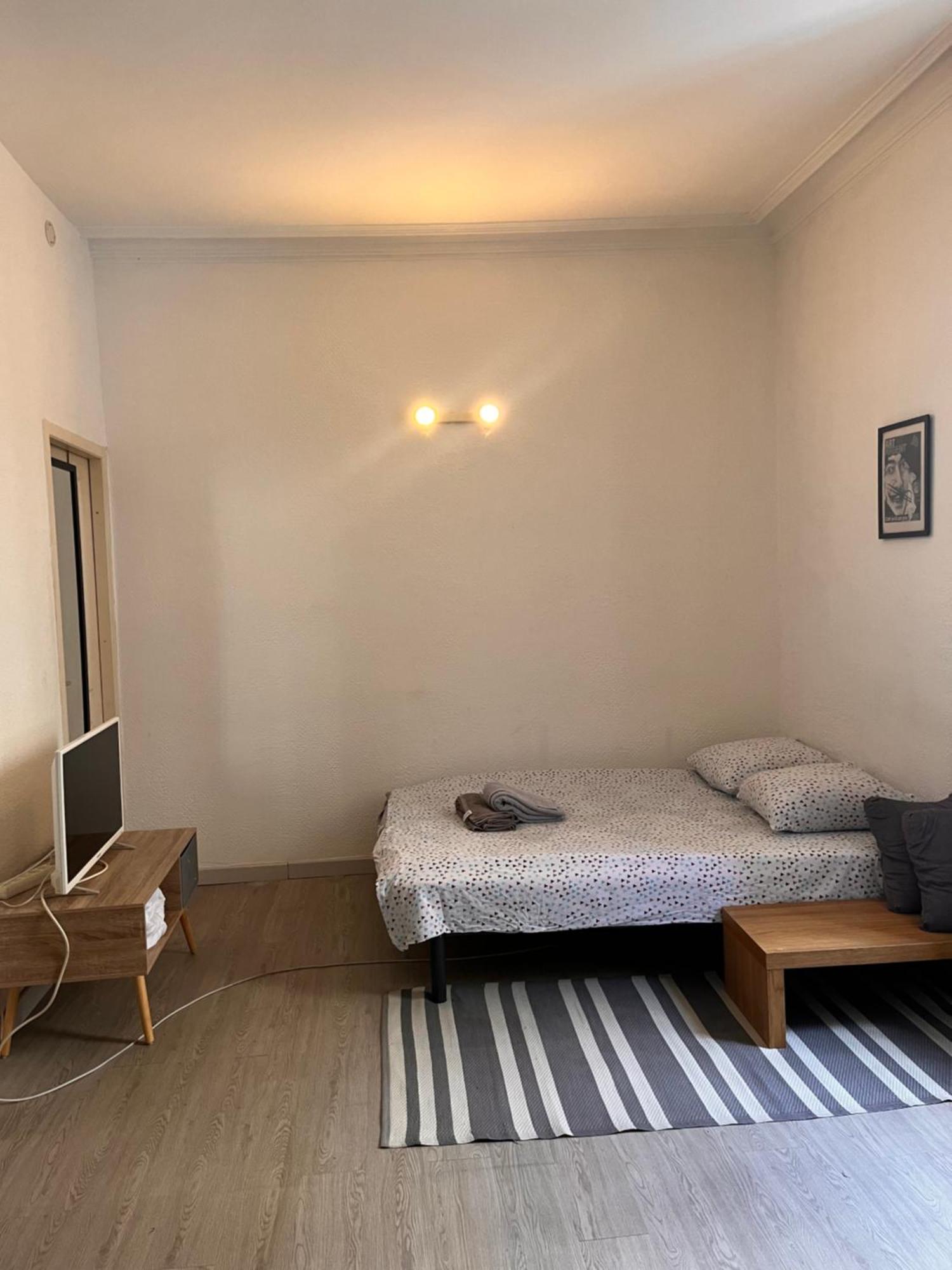 Le Studio Des Carmes Nîmes Zewnętrze zdjęcie